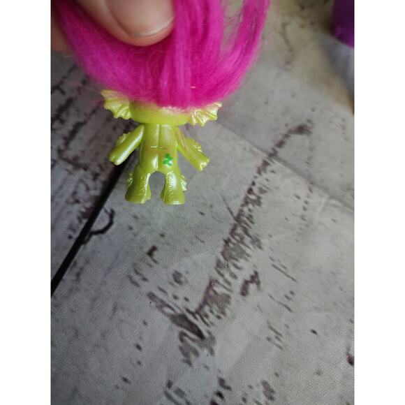 2 Lil Zelfs Planters Mini Troll Yellow Green Figure Purple Flowerpot Playset - Picture 4 of 11